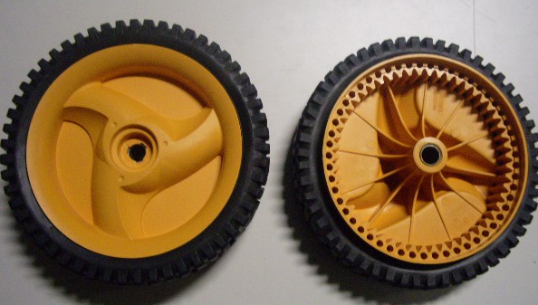 Колесо газонокосилки Partner P51-500 переднее (приводное) 5837194-01